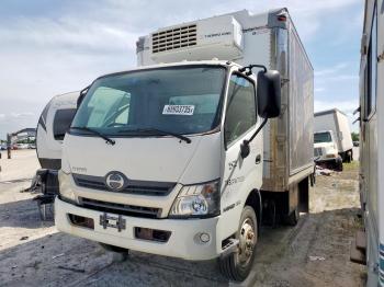  Salvage Hino 195