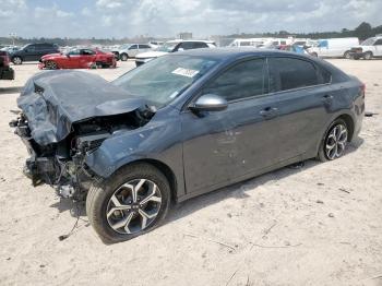  Salvage Kia Forte