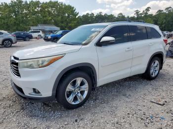  Salvage Toyota Highlander