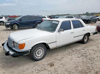  Salvage Mercedes-Benz 300-Class