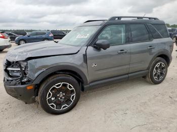  Salvage Ford Bronco