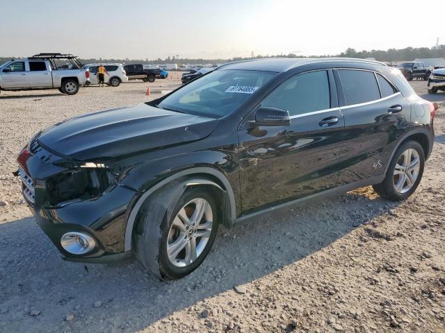  Salvage Mercedes-Benz GLA