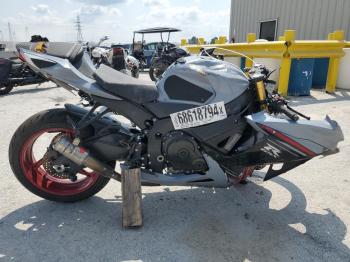  Salvage Suzuki Gsxr750
