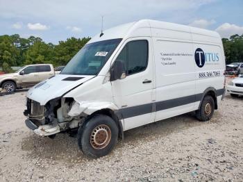  Salvage Mercedes-Benz Sprinter