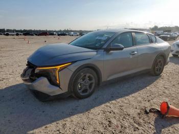  Salvage Kia K4 Lx