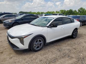  Salvage Kia K4 Lx