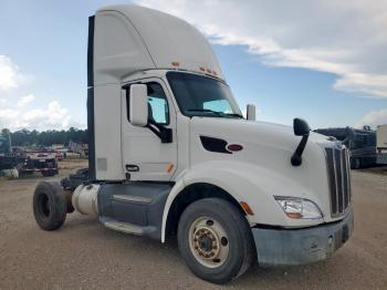  Salvage Peterbilt Tractor 579