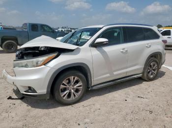  Salvage Toyota Highlander