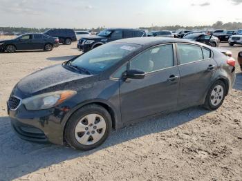  Salvage Kia Forte