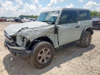  Salvage Ford Bronco