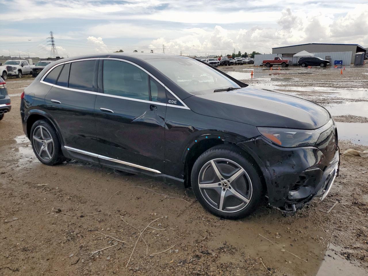 Mercedes-Benz EQE 350+ Image 10