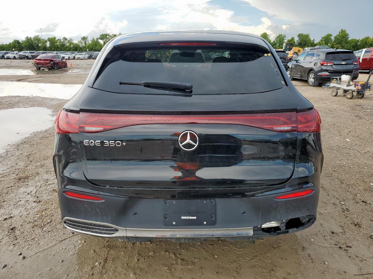 Mercedes-Benz EQE 350+ Image 6