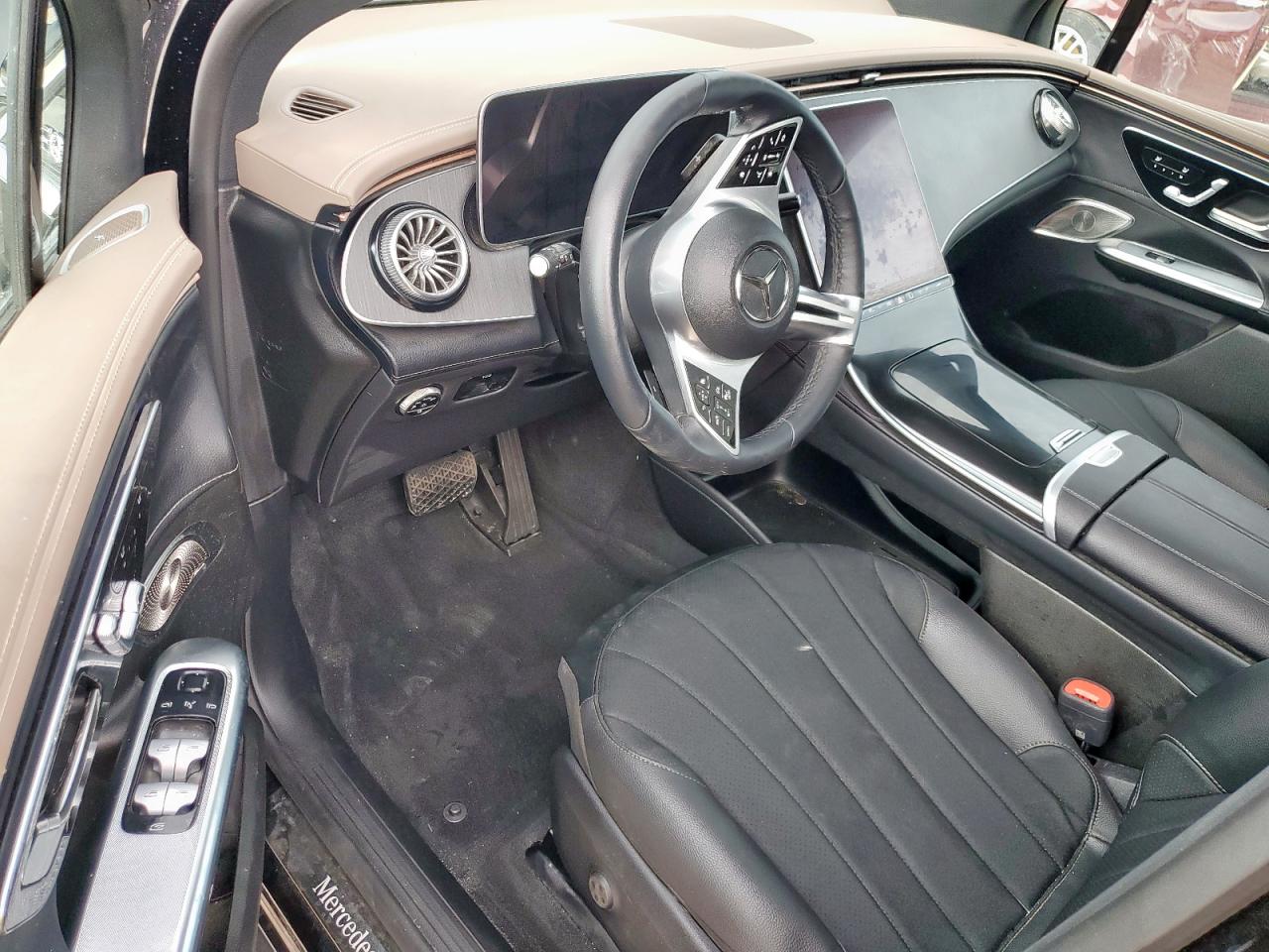 Mercedes-Benz EQE 350+ Image 3