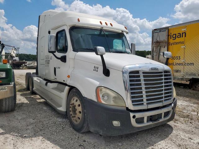  Salvage Freightliner Cascadia