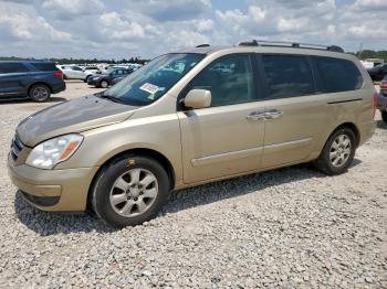  Salvage Hyundai Entourage