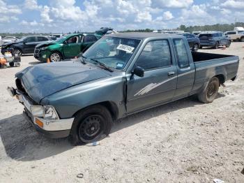  Salvage Toyota Pickup