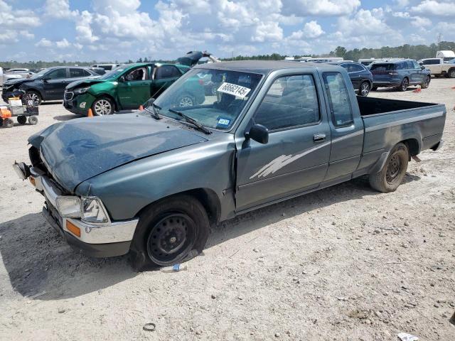  Salvage Toyota Pickup