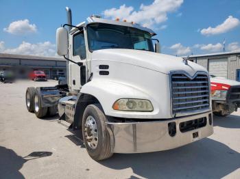  Salvage Mack 600 Cxu600