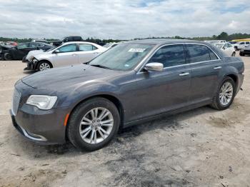  Salvage Chrysler 300