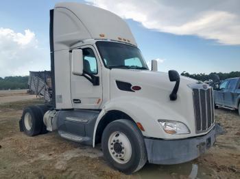  Salvage Peterbilt Tractor 579