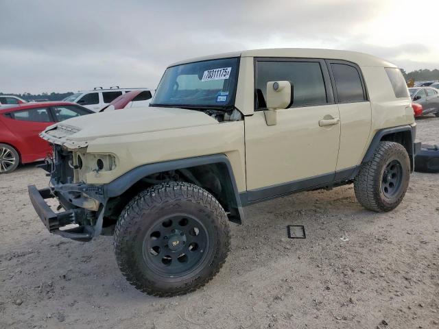  Salvage Toyota FJ Cruiser