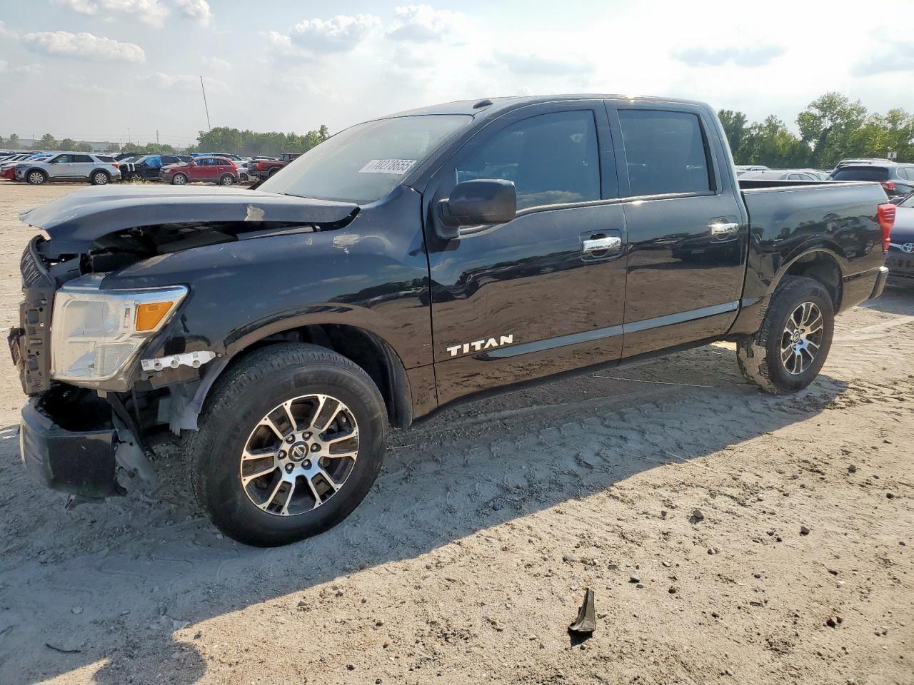 Nissan Titan S Image 1