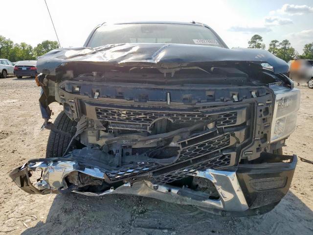 Nissan Titan S Image 4