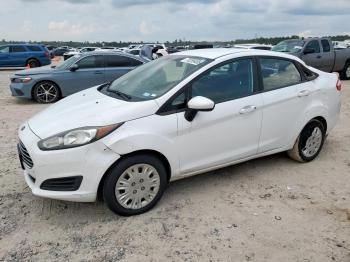  Salvage Ford Fiesta