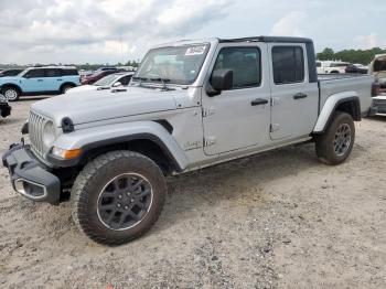  Salvage Jeep Gladiator