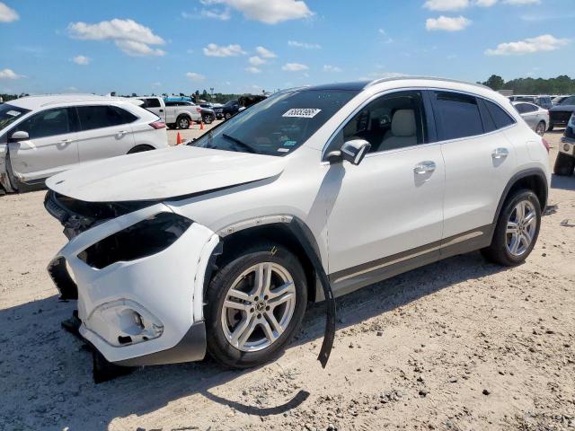  Salvage Mercedes-Benz GLA
