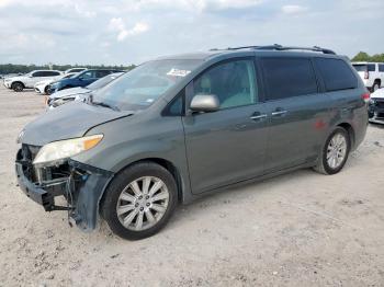  Salvage Toyota Sienna