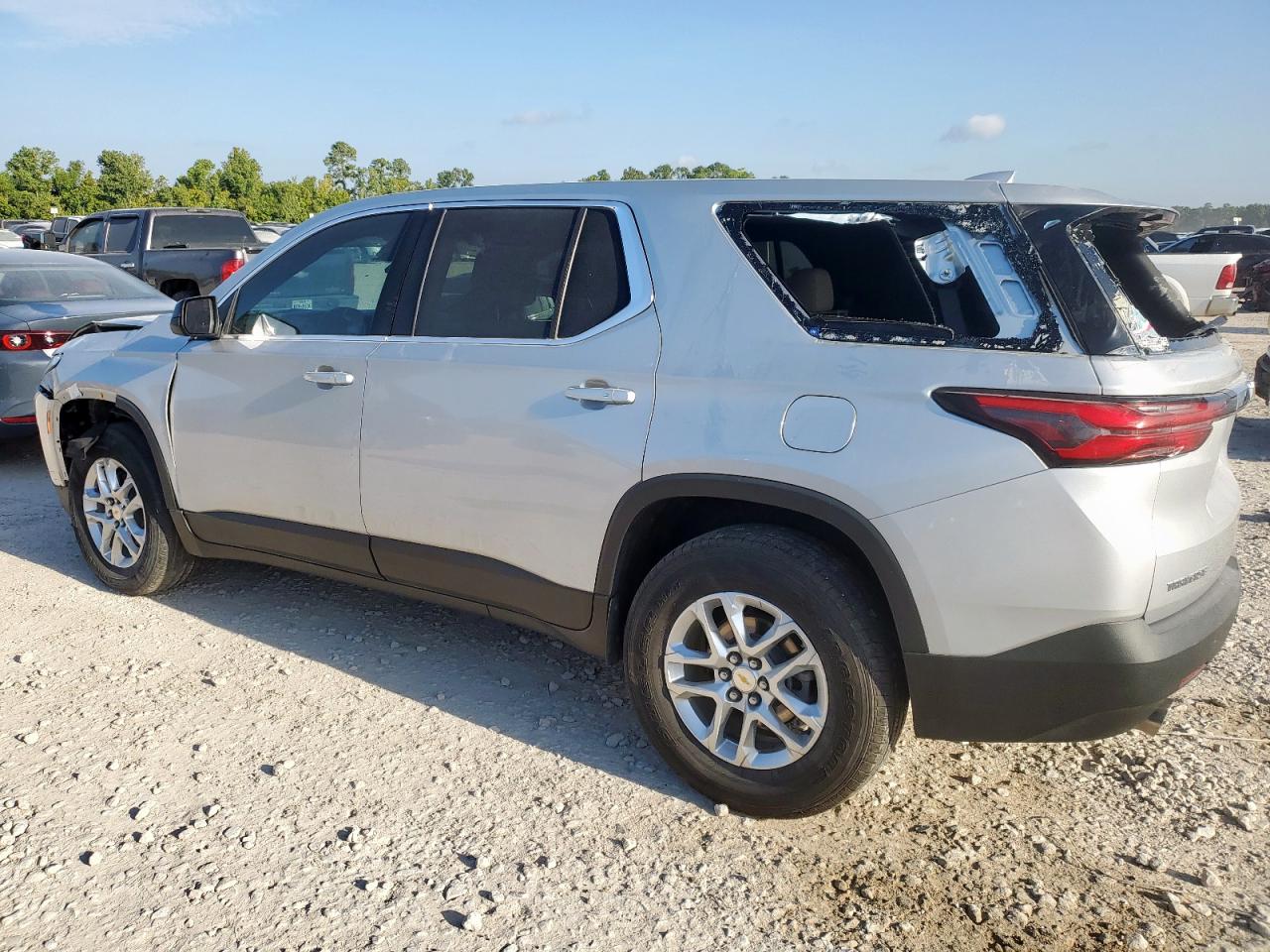 Chevrolet Traverse Ls Image 6