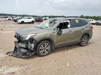  Salvage Subaru Forester