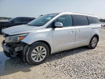  Salvage Kia Sedona