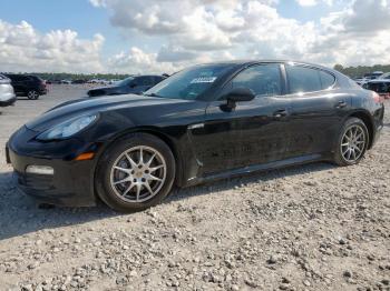  Salvage Porsche Panamera