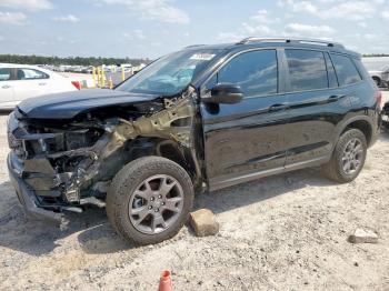  Salvage Honda Passport