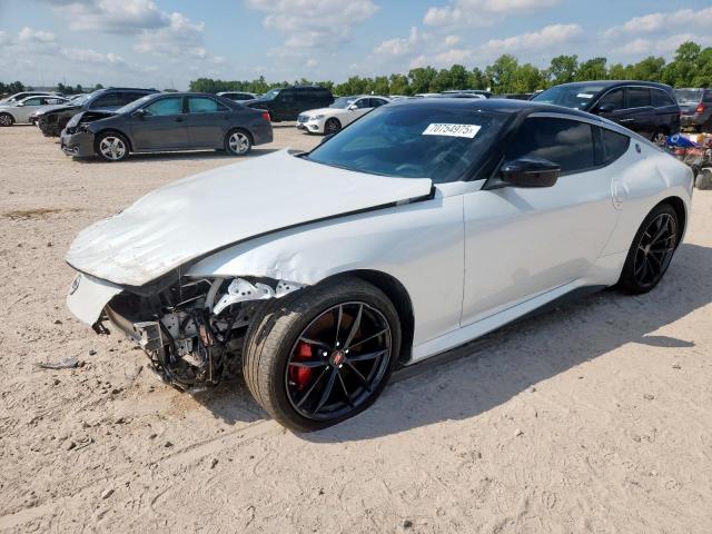  Salvage Nissan Z Performa