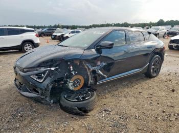  Salvage Kia EV6