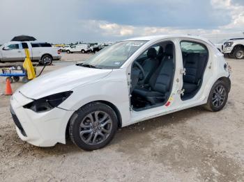  Salvage Toyota Yaris