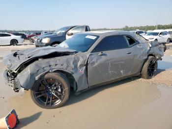  Salvage Dodge Challenger