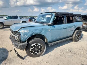  Salvage Ford Bronco