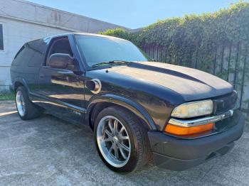  Salvage Chevrolet Blazer