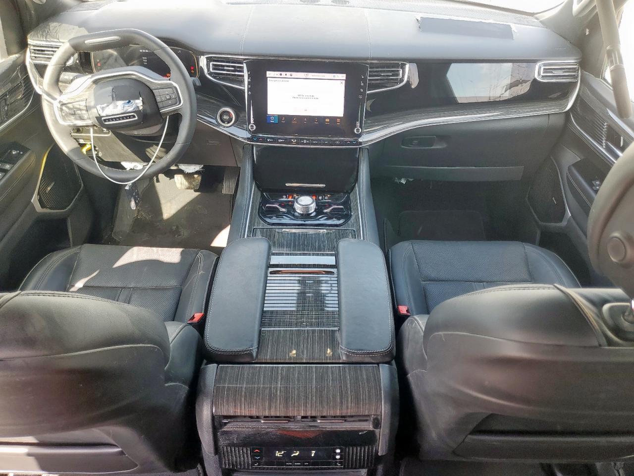 Jeep Wagoneer Series Iii Image 10