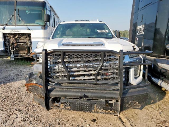 Chevrolet Silverado K2500 Heavy Duty Ltz Image 3