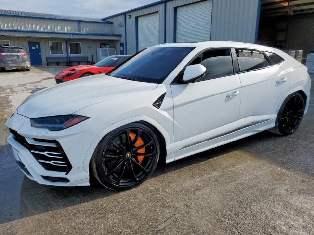  Salvage Lamborghini Urus