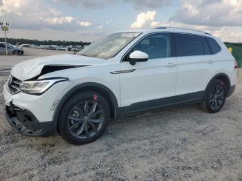 Salvage Volkswagen Tiguan