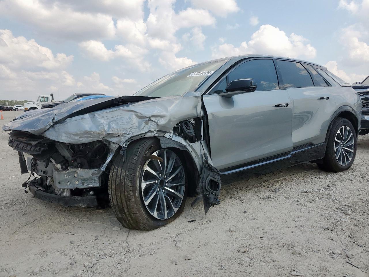 Cadillac Lyriq Spor Sport Image 1