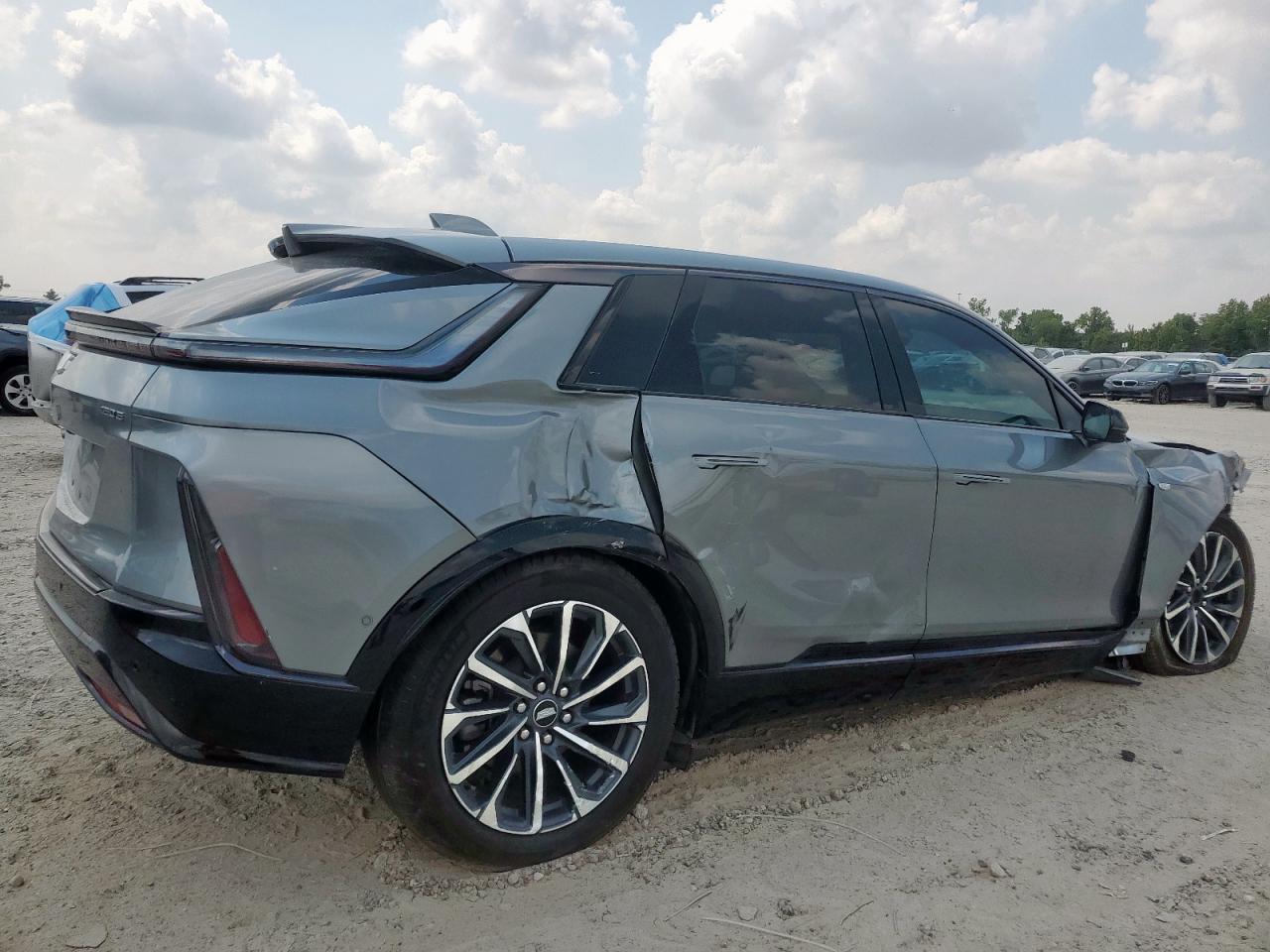 Cadillac Lyriq Spor Sport Image 6