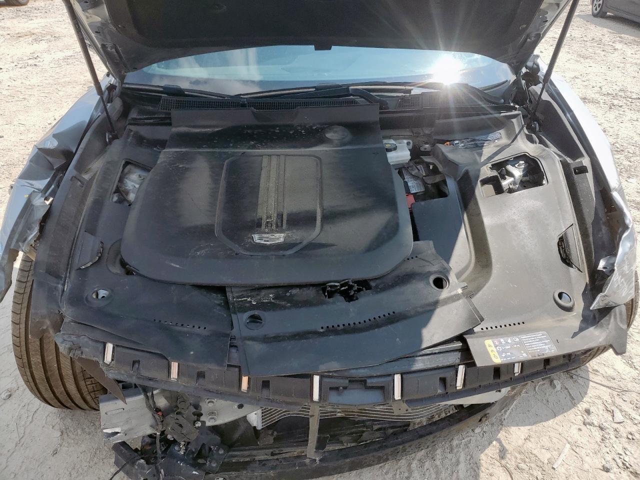 Cadillac Lyriq Spor Sport Image 9