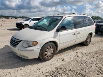  Salvage Chrysler Minivan
